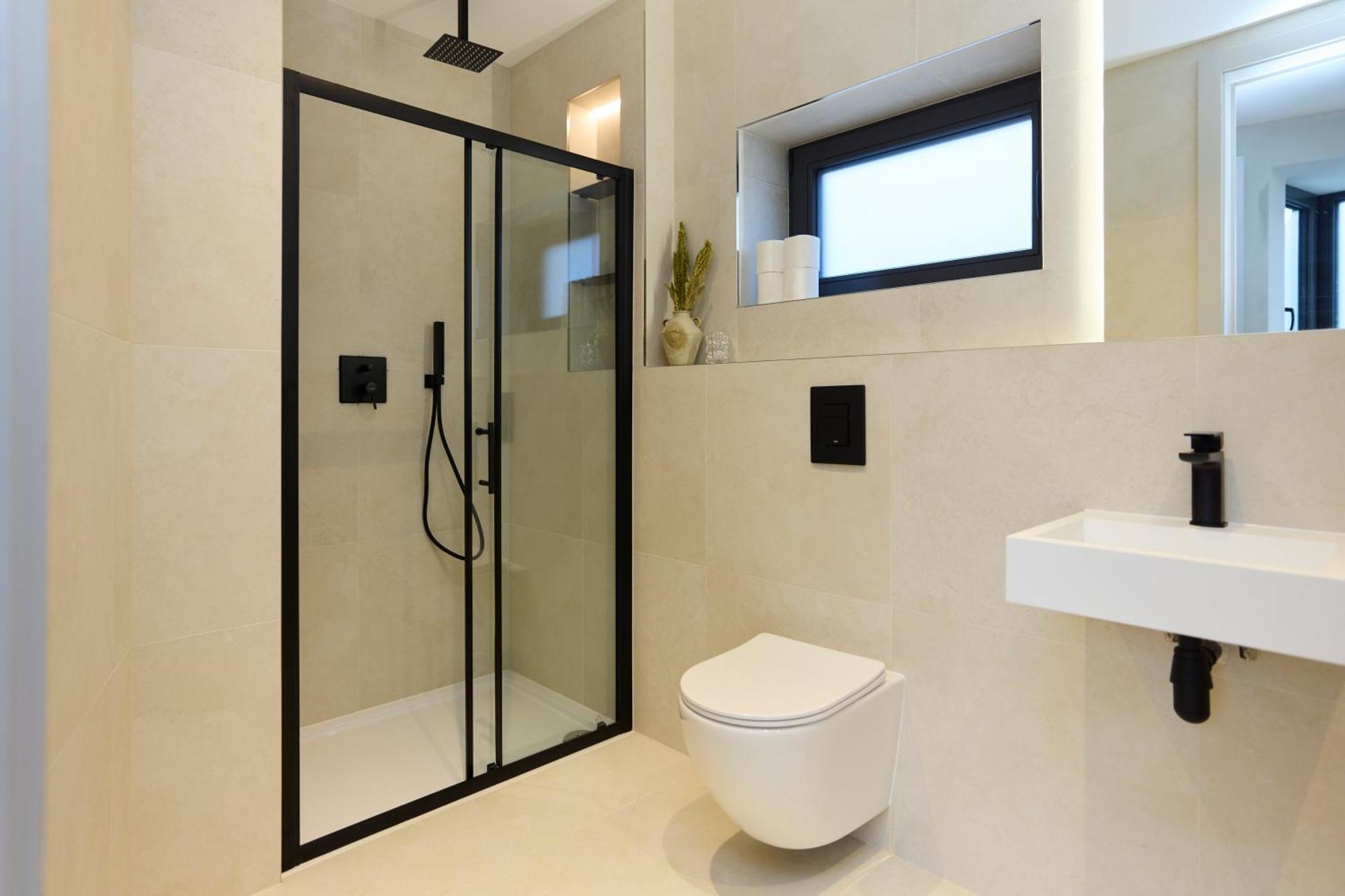 The Letchford Garden Mews - Elegant 2bdr House With Garden & Patio