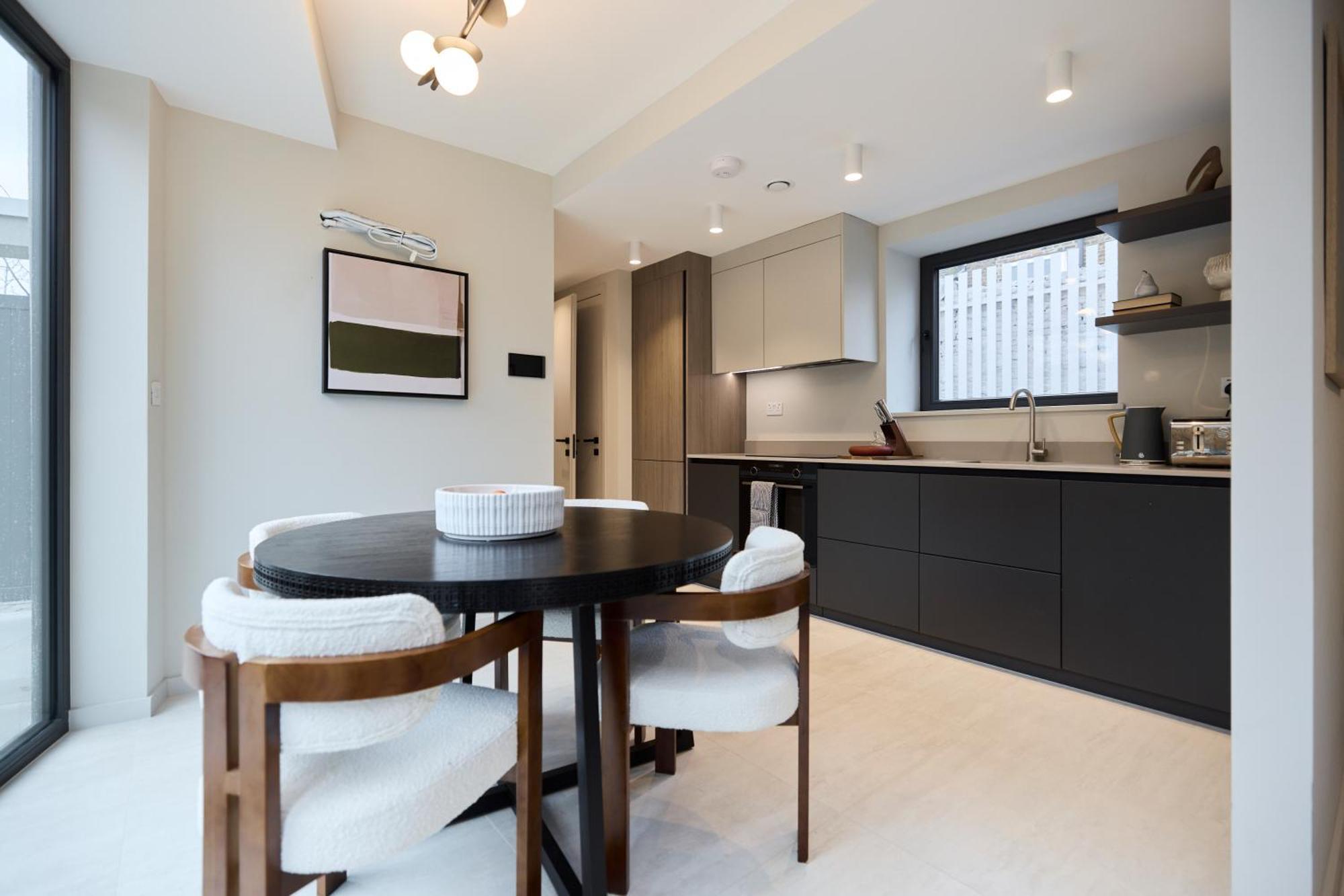 The Letchford Garden Mews - Elegant 2bdr House With Garden & Patio Appartamento *